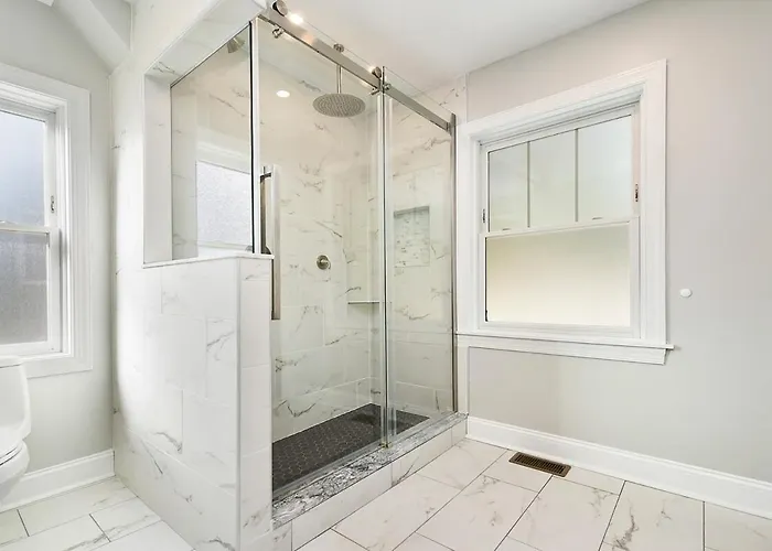 Elegant Near Pitt, Cmu - Sauna & Hot Tub - Park & Walk! Hébergement de vacances *