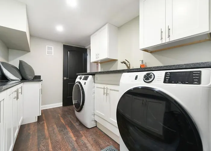 Elegant Near Pitt, Cmu - Sauna & Hot Tub - Park & Walk! Hébergement de vacances *