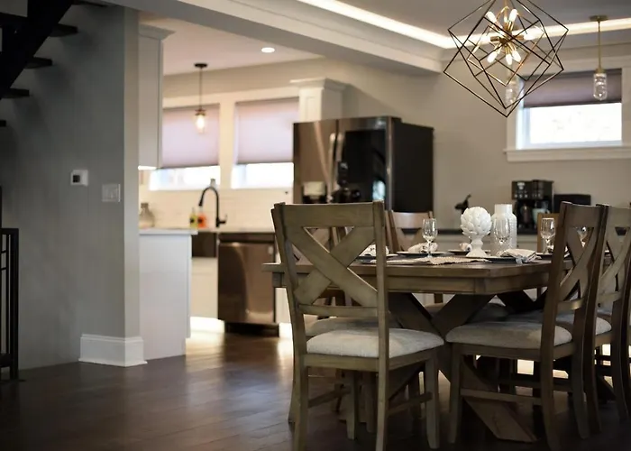 Elegant Near Pitt, Cmu - Sauna & Hot Tub - Park & Walk!